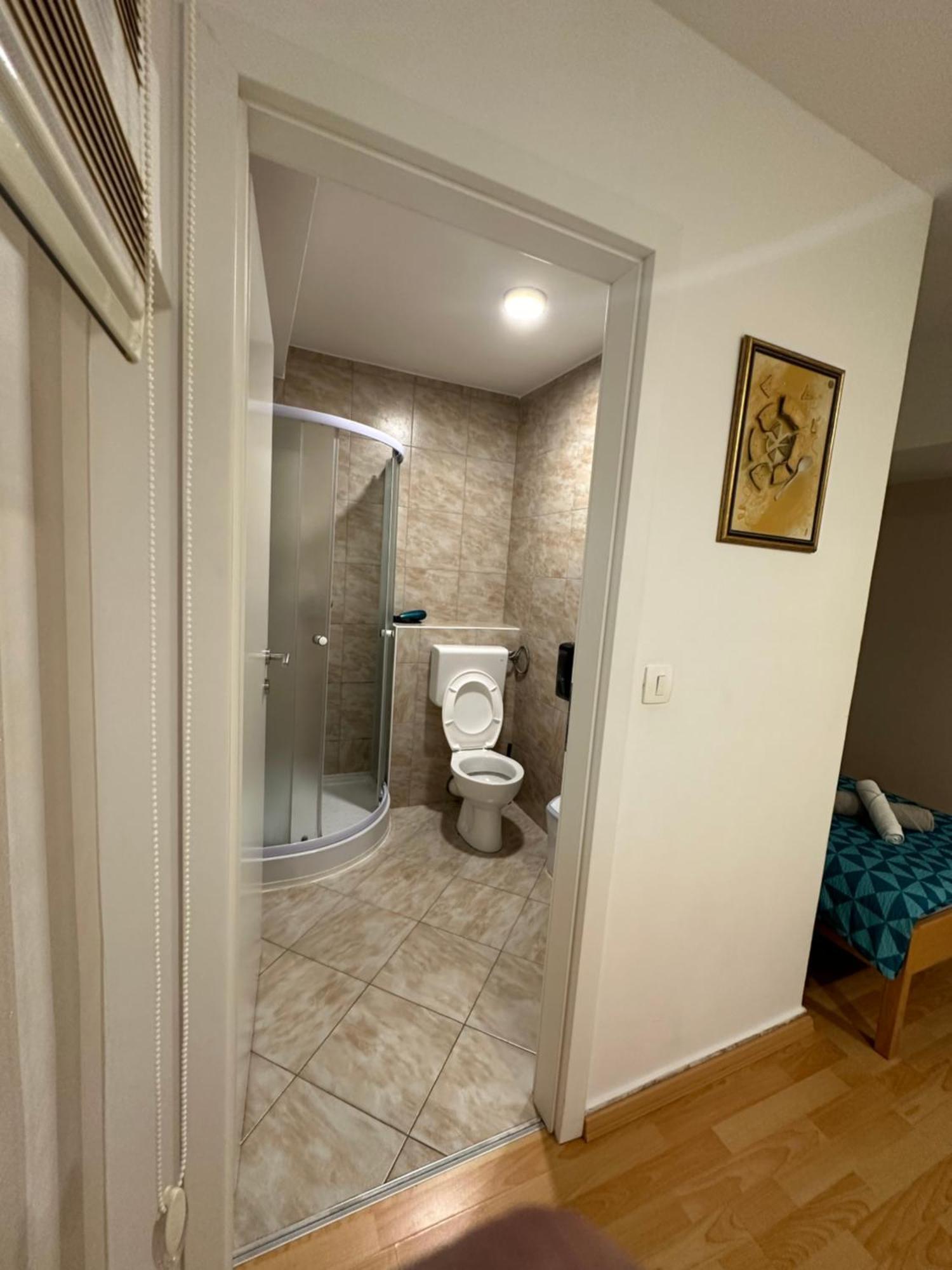 Granada Rooms 卢布尔雅那 外观 照片